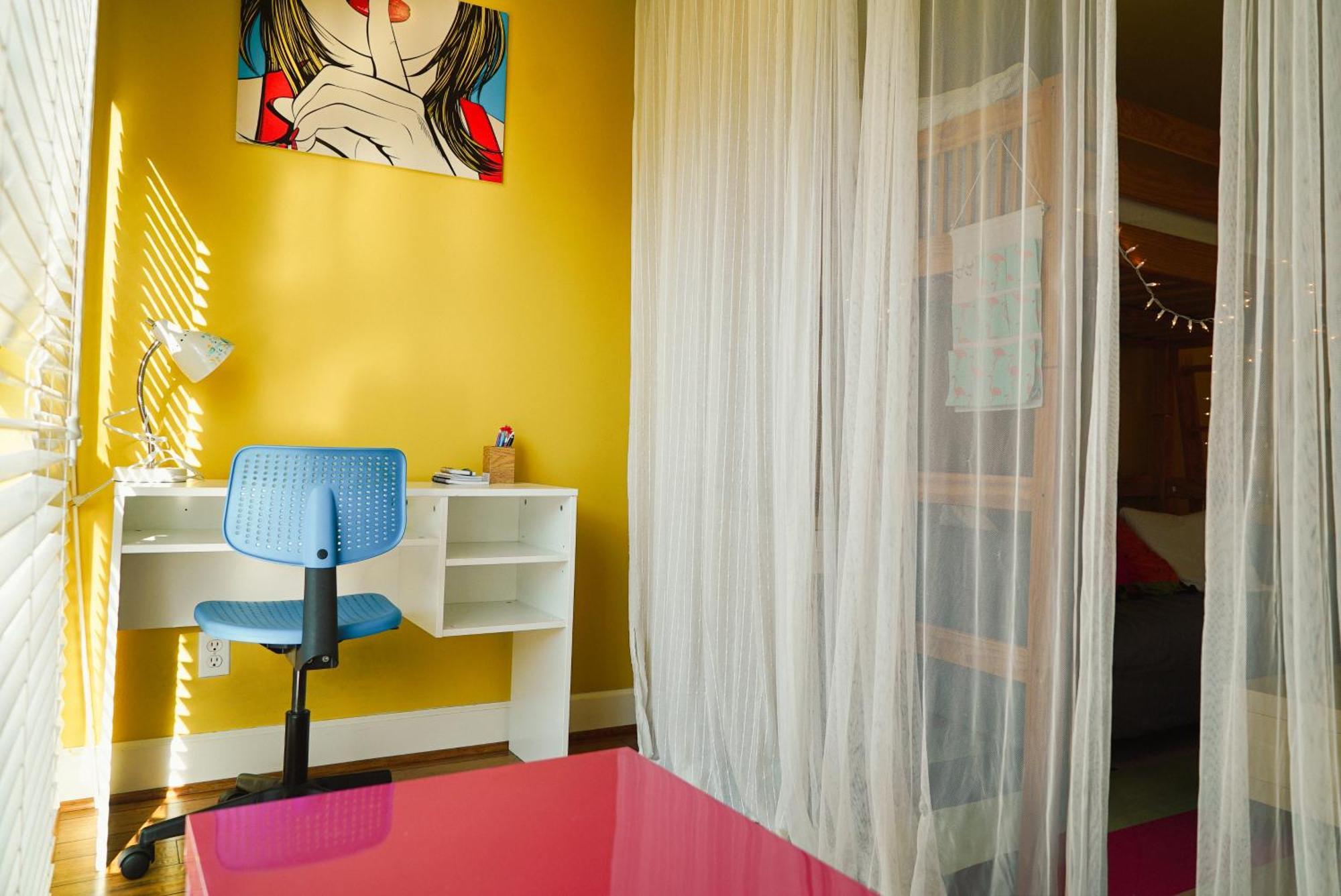 Colorful Sweet Apartment With Pool & Gym-Steps From Ucla Los Angeles Exterior photo